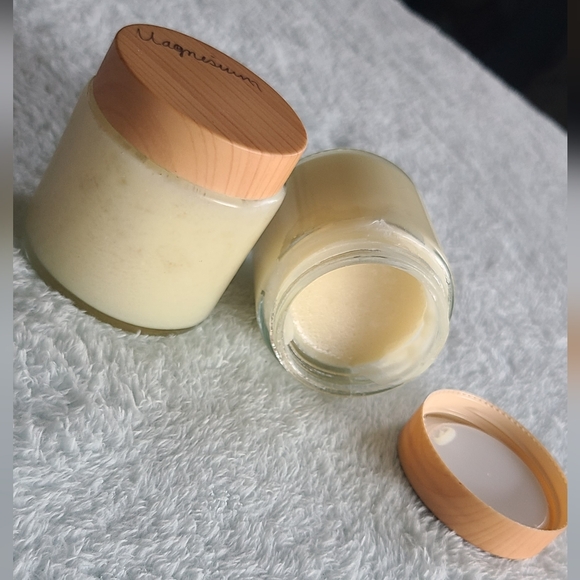 Handcrafted Organic Magnesium Relief Rub - Picture 2 of 6